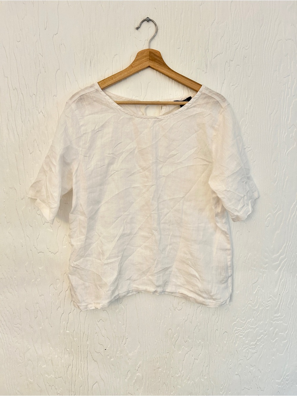 ESMARA 100% Linen White Tee Boxy fit Size Medium Coastal Lagenlook Minimal